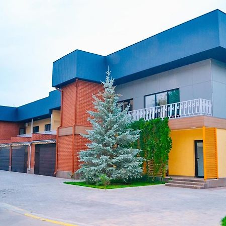 Gоlden Dragon Villa Hotel Bishkek Ngoại thất bức ảnh