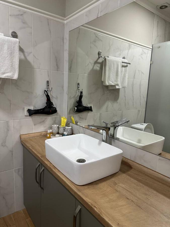 Gоlden Dragon Villa Hotel Bishkek Ngoại thất bức ảnh