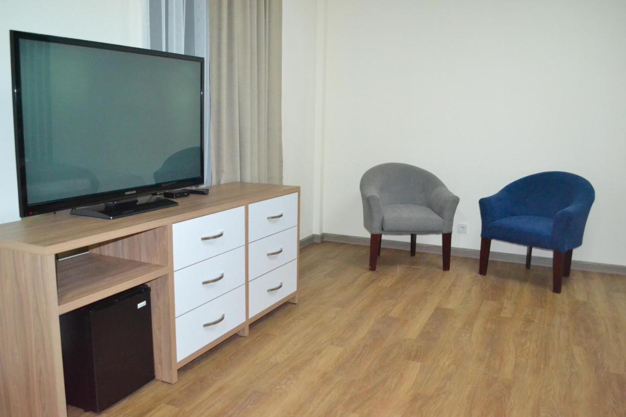 Gоlden Dragon Villa Hotel Bishkek Ngoại thất bức ảnh